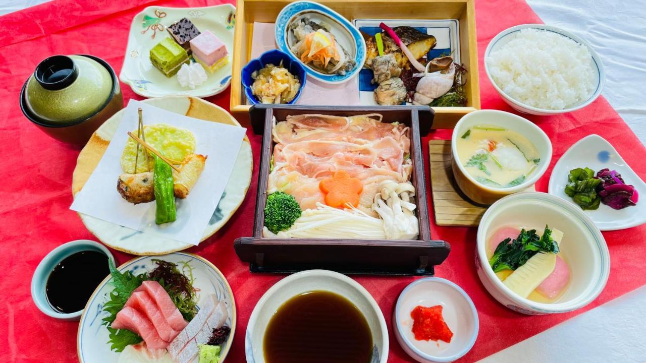 מיאזאקי Route Inn Grantia Aoshima Taiyokaku מראה חיצוני תמונה